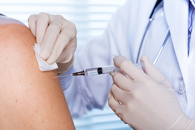 Как вакцинация влияет на смертность от COVID-19