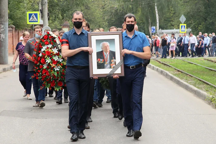 Похороны Владимира Лузянина